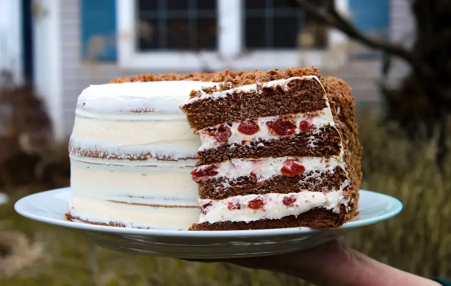 Hummingbird cake